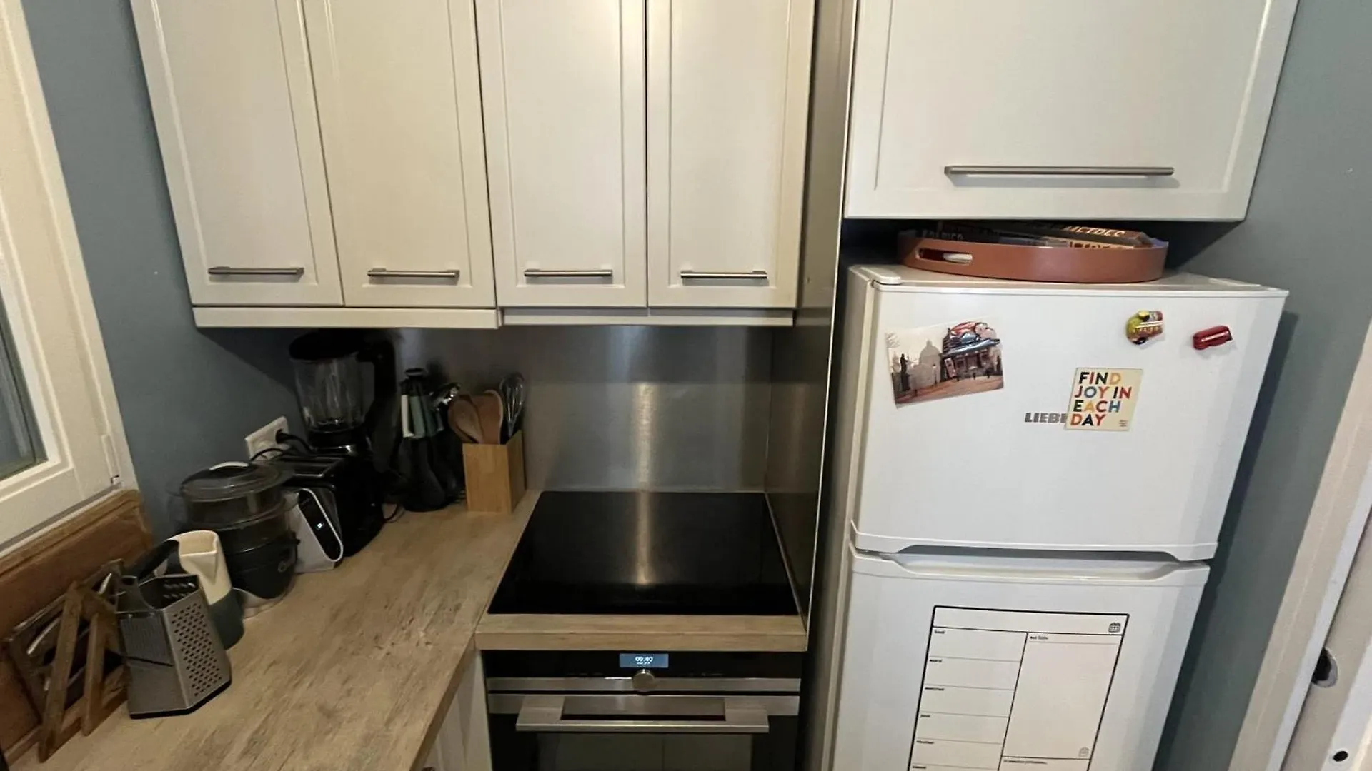 T3 Bright And Quiet 2 Steps Montmartre Batignolles Apartment Paris